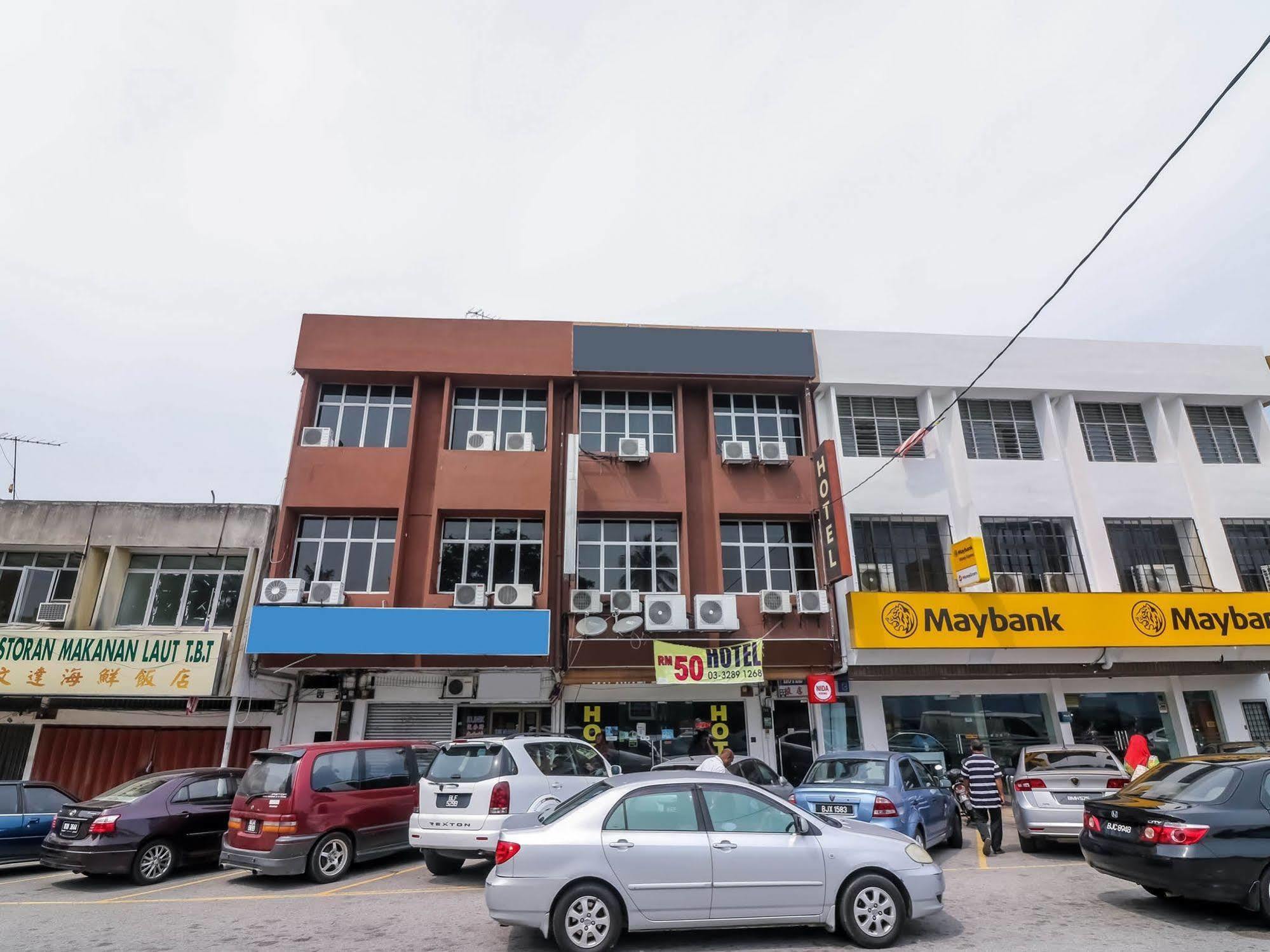 Nida Rooms Bukit Malawati Supreme Kuala Selangor Exterior photo