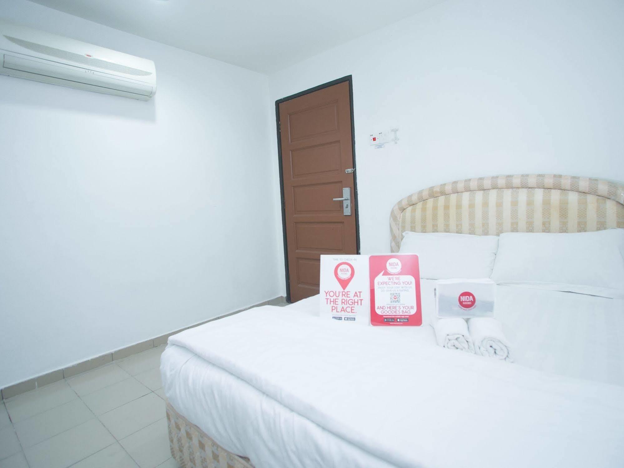 Nida Rooms Bukit Malawati Supreme Kuala Selangor Exterior photo